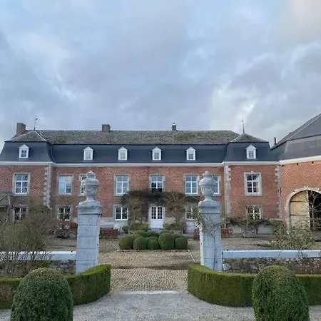 Ferme Chateau Propriete Equestre Villa Engis